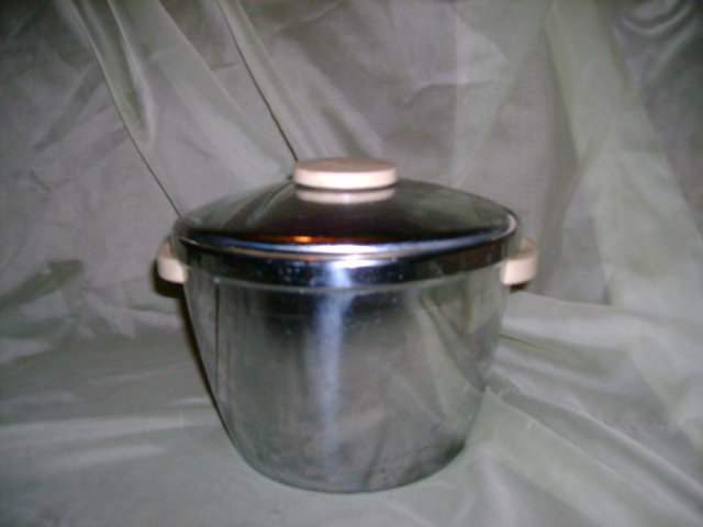 Retro Chrome Ice Bucket by Thermos