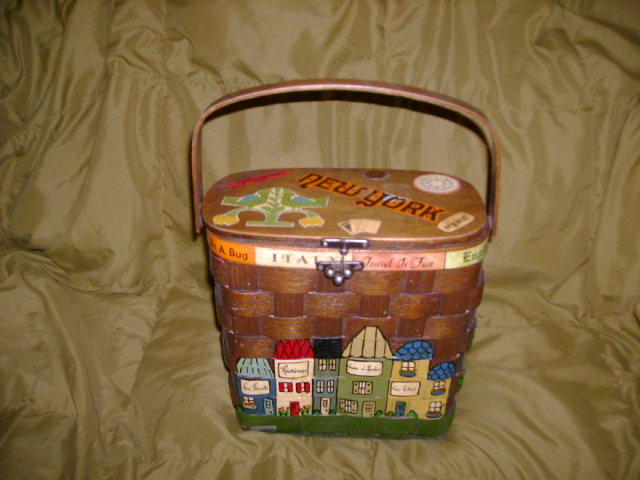Vintage 1960's Basket Handbag or Purse