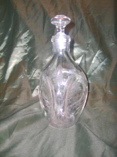 Vintage Etched Glass Decanter w/Stopper