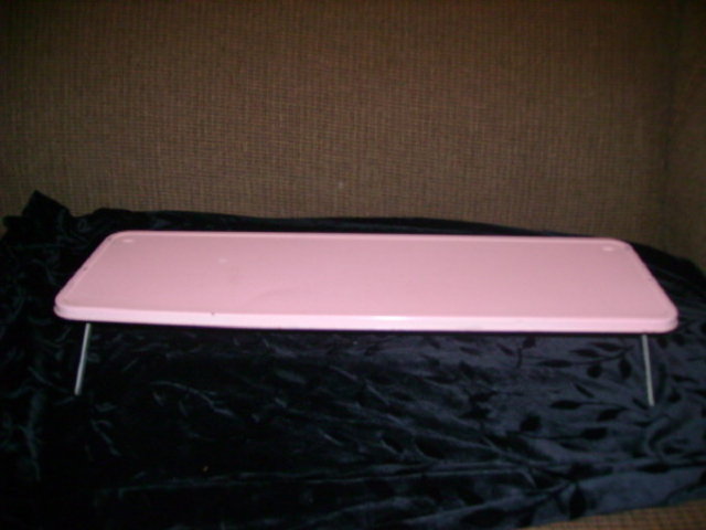 RETRO Pink Metal Shelf