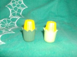 Vintage Corn Salt & Pepper Shaker Set
