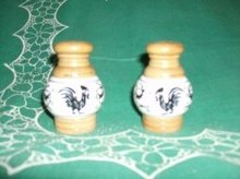Vintage Ceramic & Wood Salt & Pepper Shakers (JAPAN)