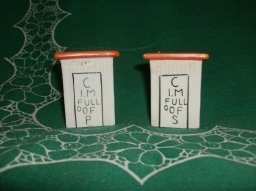 Vintage Out House Salt & Pepper Shakers (JAPAN)
