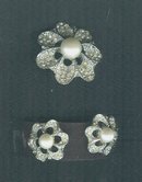 Vintage Stylized Flower Brooch & Earring Set **LOOK**