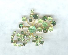 Vintage Green Rhinestone Pin *Austria