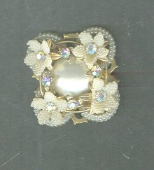 Vintage Miriam Haskell Style Pin