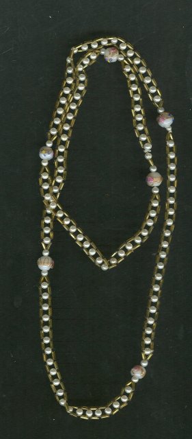 Vintage Wedding Cake Bead Necklace