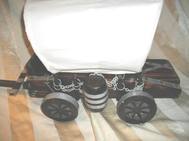 Vintage Covered Wagon Lamp