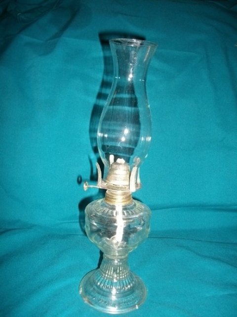 Vintage Small Glass Kerosene Lamp w/Birds