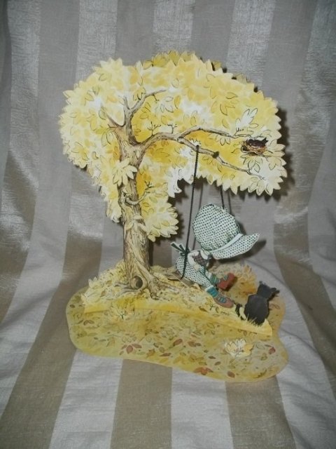Vintage Holly Hobbie Center Piece