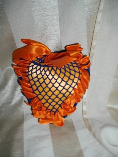 1950's Hand Made Heart Pin Cushion