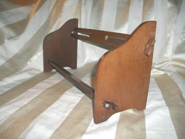 Vintage Arts & Crafts Style Book Holder