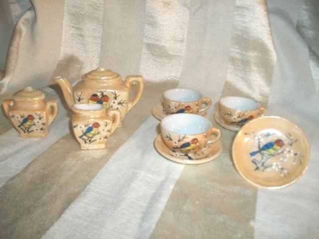 Vintage Children's Size Peach Luster Teapot Set ** LOOK** 9 Piece Set