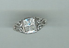 Vintage Sterling Silver Ring w/Large Stone