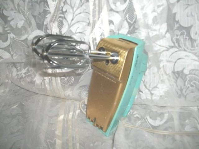 Retro Sunbeam Kitchen Mixer