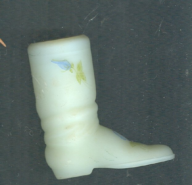 Vintage Fenton Custard Glass Boot