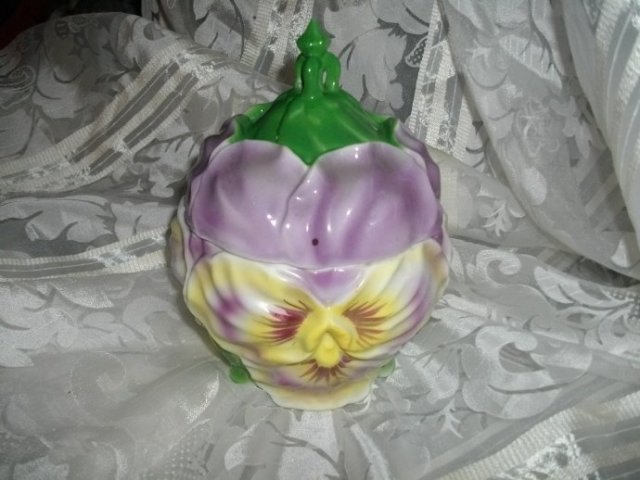 Vintage Goldcastle Porcelain Pansie Dish w/Cover