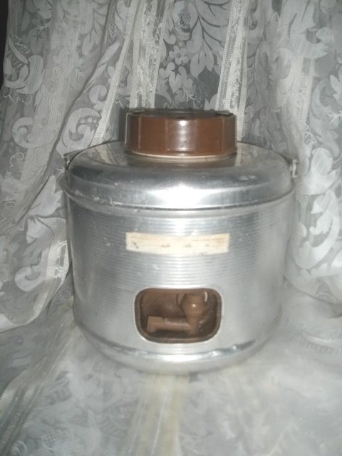 Vintage 1 Gallon Aluminum Thermos