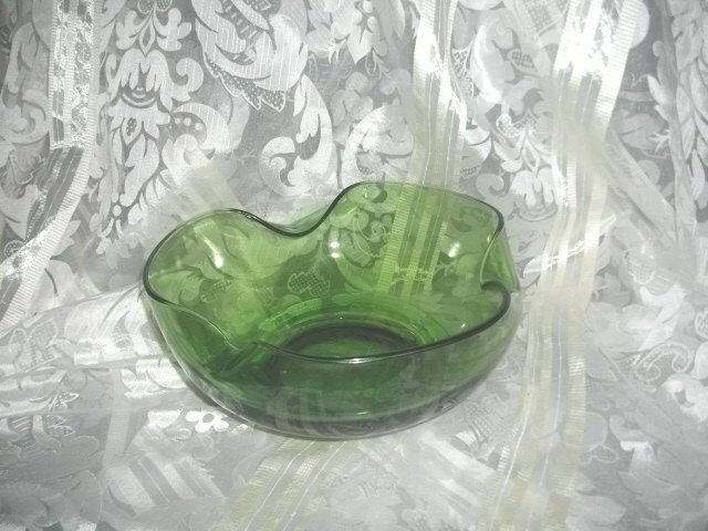 Vintage Free Form Green Glass Bowl