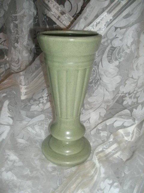 Vintage Haeger Pedestal Vase