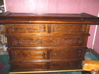 Large Wood Bar w/Brass Foot Rail & 2 Stools ***MUST SEE****