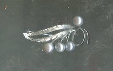 Vintage Sterling Silver & Gray Baroque Pearl Pin