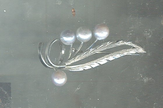 Vintage Sterling Silver & Gray Baroque Pearl Pin