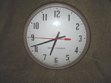 Vintage Seth Thomas Metal Wall Clock