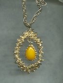 Vintage Sarah Coventry Pendant Necklace