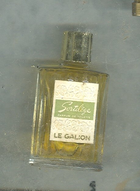 Vintage Sortilege Le Galion Parfum