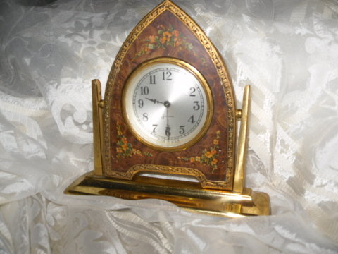 Vintage Sessions Cathedral Clock **LOOK**