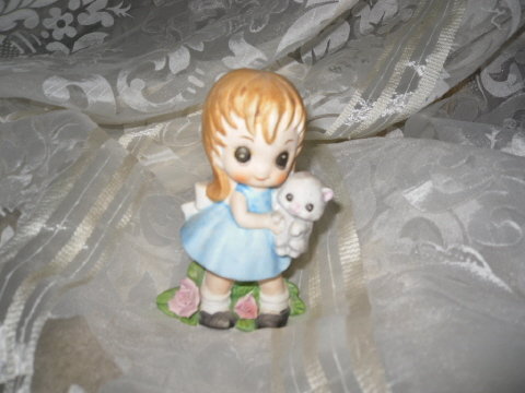 Vintage Porcelain Big Eyed Girl w/Cat Figurine