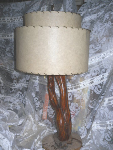 Vintage Mid Century Modern Drift Wood Table Lamp w/Fiberglass Shade