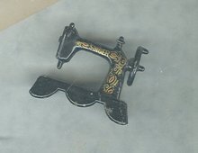 Vintage Singer Sewing Machine Miniature