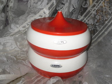 RETRO Vintage Plastic Stacking Snack Containers