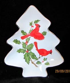 Lefton Tree-Shaped Candy Dish with Cardinals