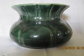 Ladies Green Pottery Spittoon/Cuspidor