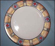 House of Lloyd Christmas Platter - Cathedral Window Platter