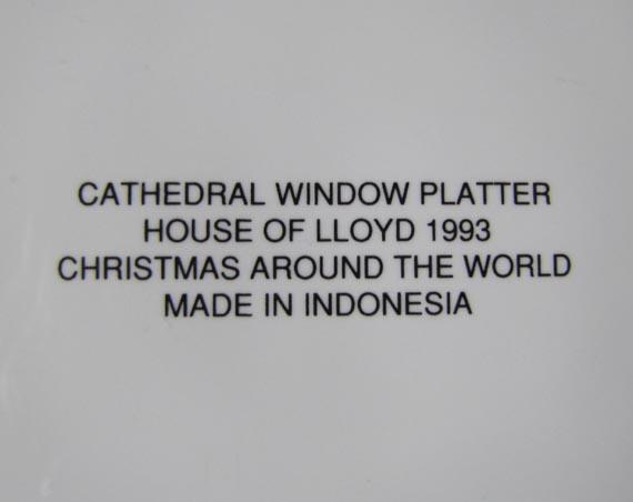 House of Lloyd Christmas Platter - Cathedral Window Platter