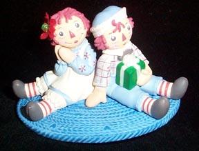 Christmas Ornament Hallmark - A Gift for Raggedy Ann 2003