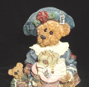 Boyds Bears Grace & Jonathan Born to Shop