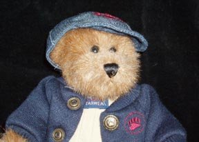 Boyds Bears Edmund with Frog Plush