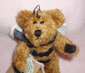 Boyds Bears Bud Buzzby