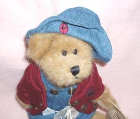 Boyds Bears Bailey with Bug Box