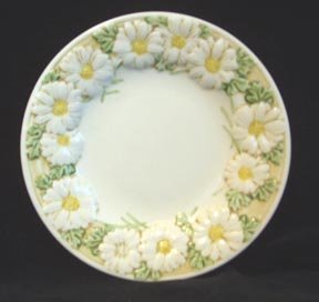 Metlox Poppytrail Sculptured Daisy Small Plate