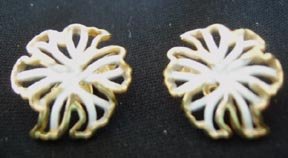 Earrings Trifari White and Goldtone - Clip