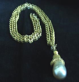 Necklace Pearl Pendant Sarah Coventry