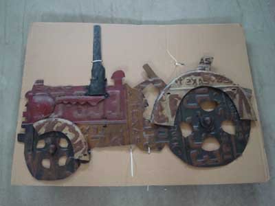 TRACTOR LICENSE PLATE AUTO TAG ART