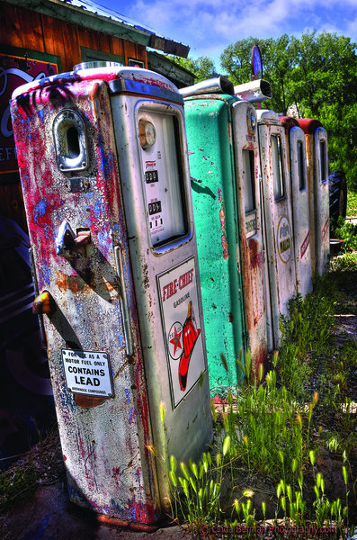 FOUR GAS PUMPS SIDE VIEW STEEL SIGN 17