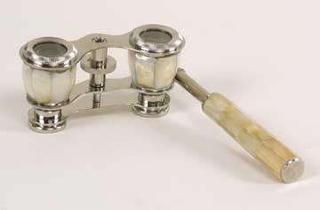 VINTAGE STYLE VICTORIAN OPERA GLASSES MOTHER OF PEARL